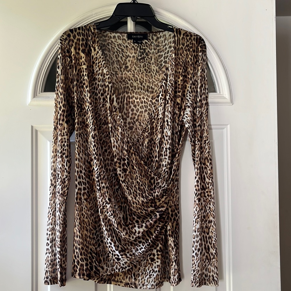 Karen Kane Animal Print Plunge top, XL